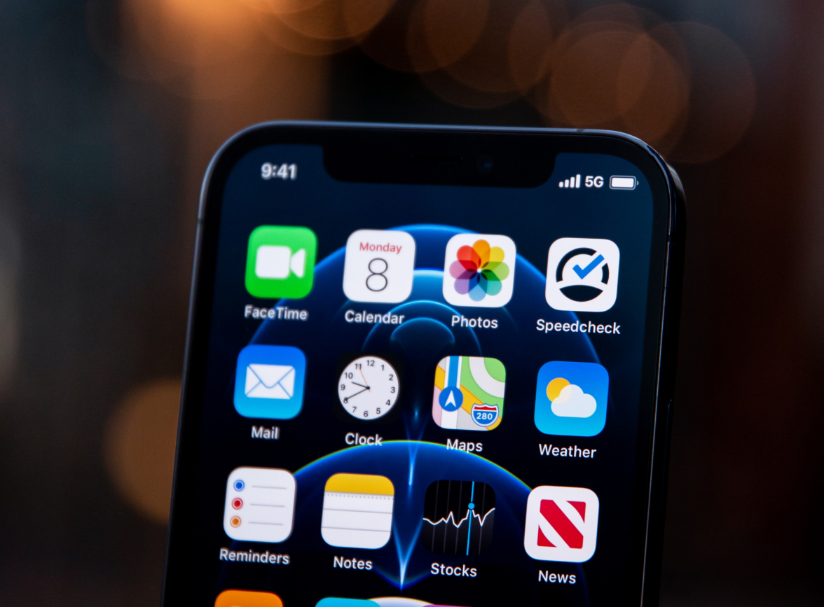 隆子苹果手机维修分享为什么 iPhone 12 在冬季会自动关机 